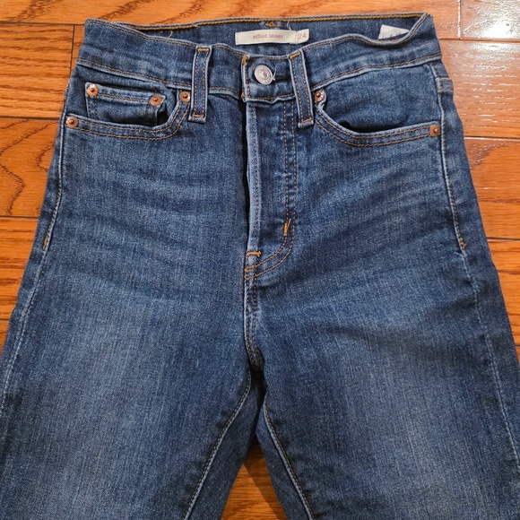Levi’s Wedgie Skinny Jeans Size 24 - Picture 1 of 5